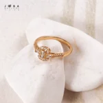 انگشتر زنانه نگینی ژوپینگ کد 1010681061