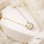 گردنبند  نعل مرواریدی ژوپینگ