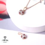آویز گل طلایی نگین قرمز ژوپینگ - تصویر 2