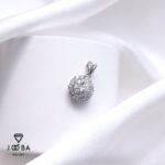 آویز توپی پر نگین دم ماهی نقره ای ژوپینگ