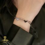 دستبند قلبی مات و براق نقره ای ژوپینگ