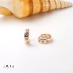 گوشواره مینیمال نگینی طلایی ژوپینگ - تصویر 2