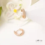 گوشواره حلقه ای پر نگین طلایی - تصویر 3