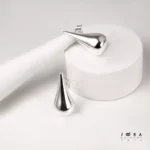 گوشواره میخی طرح اشک برند ژوپینگ - تصویر 3