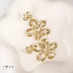 گوشواره میخی مینیمال گل ژوپینگ