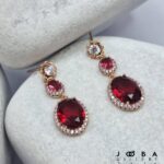 گوشواره نگین دار سوارسکی رنگ قرمز ژوپینگ